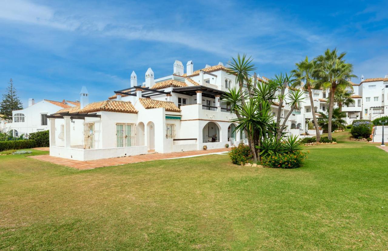 Playa Lucera Apartment Sitio de Calahonda Exterior photo